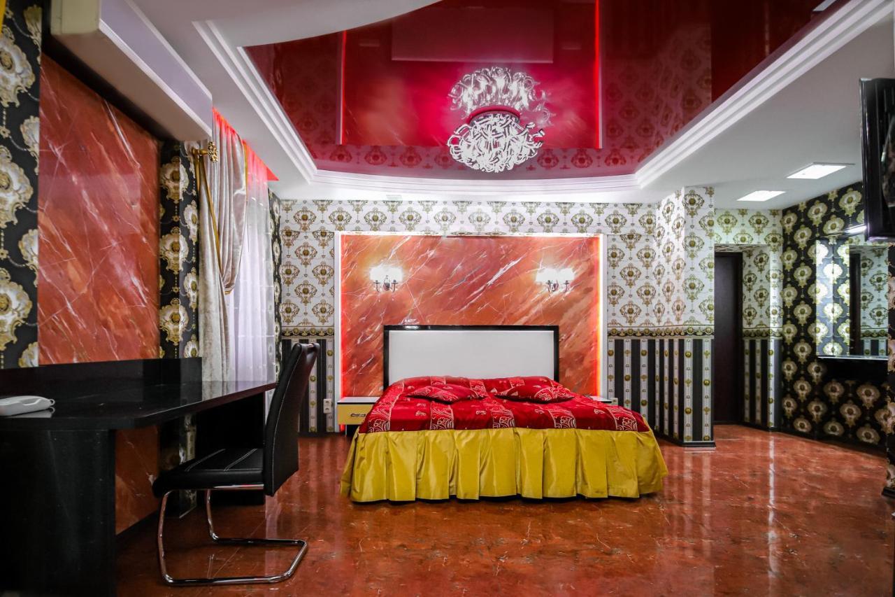 Prestige Apart-Hotel キシナウ エクステリア 写真