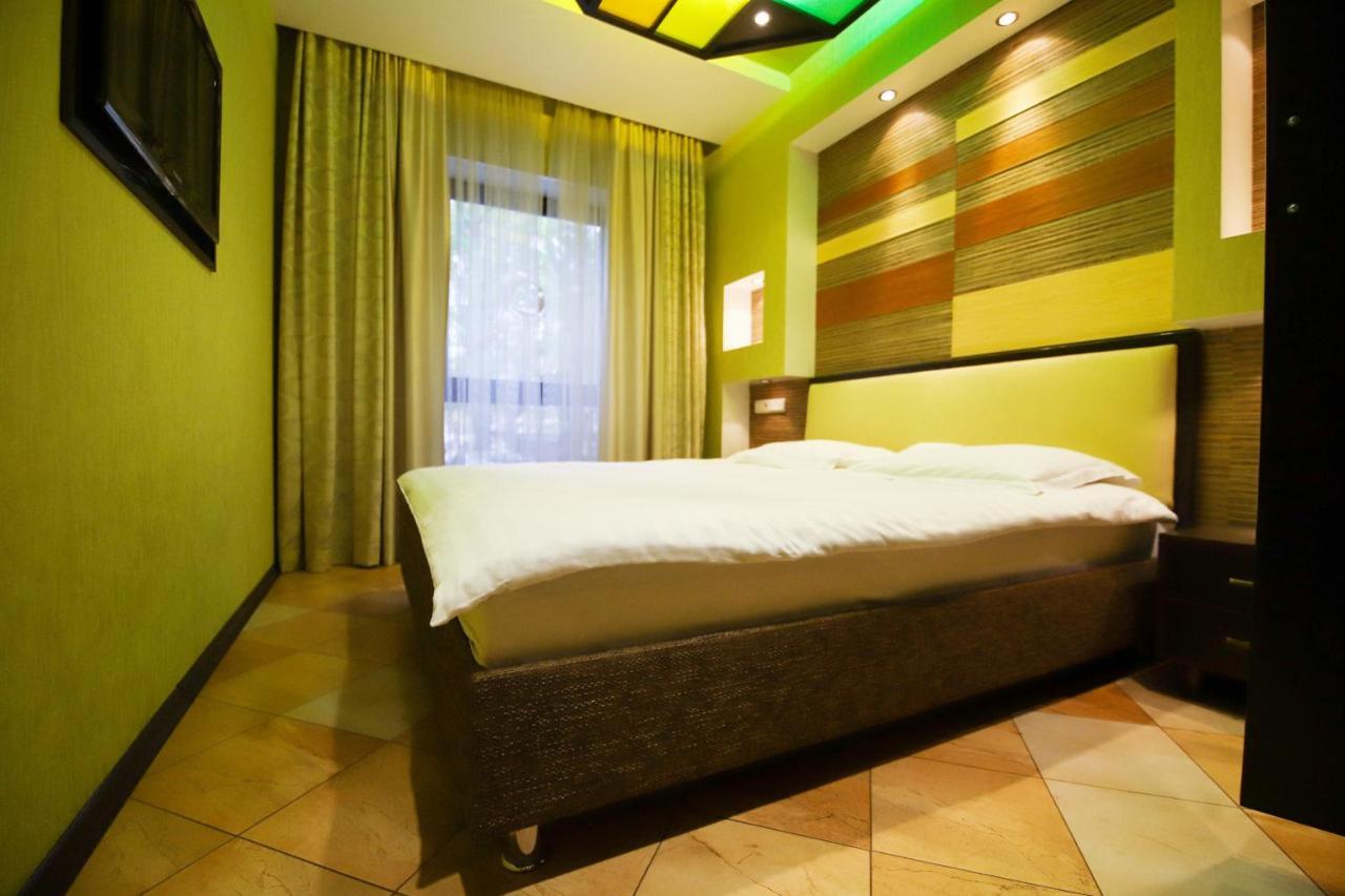 Prestige Apart-Hotel キシナウ エクステリア 写真