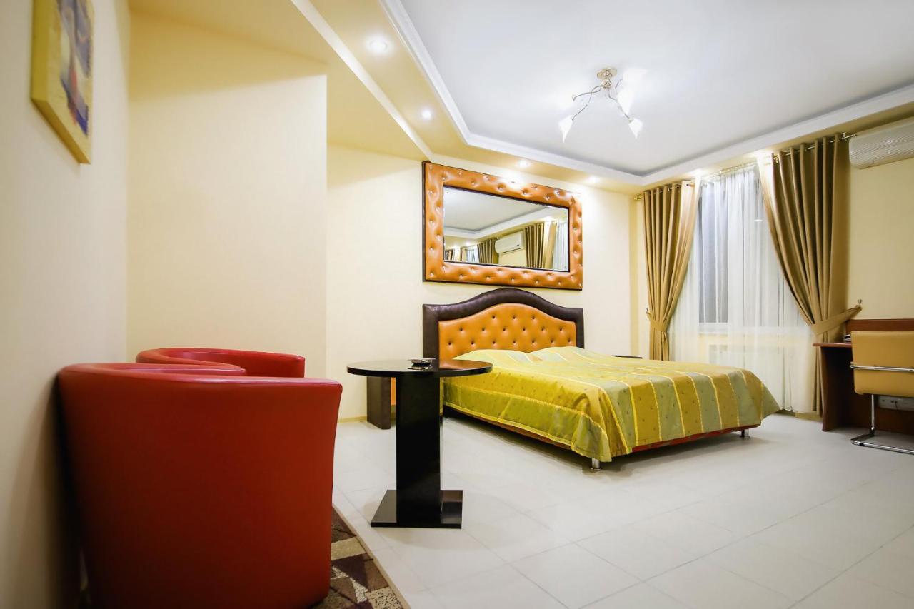Prestige Apart-Hotel キシナウ エクステリア 写真