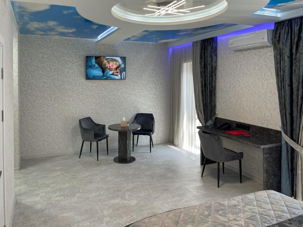 Prestige Apart-Hotel キシナウ エクステリア 写真