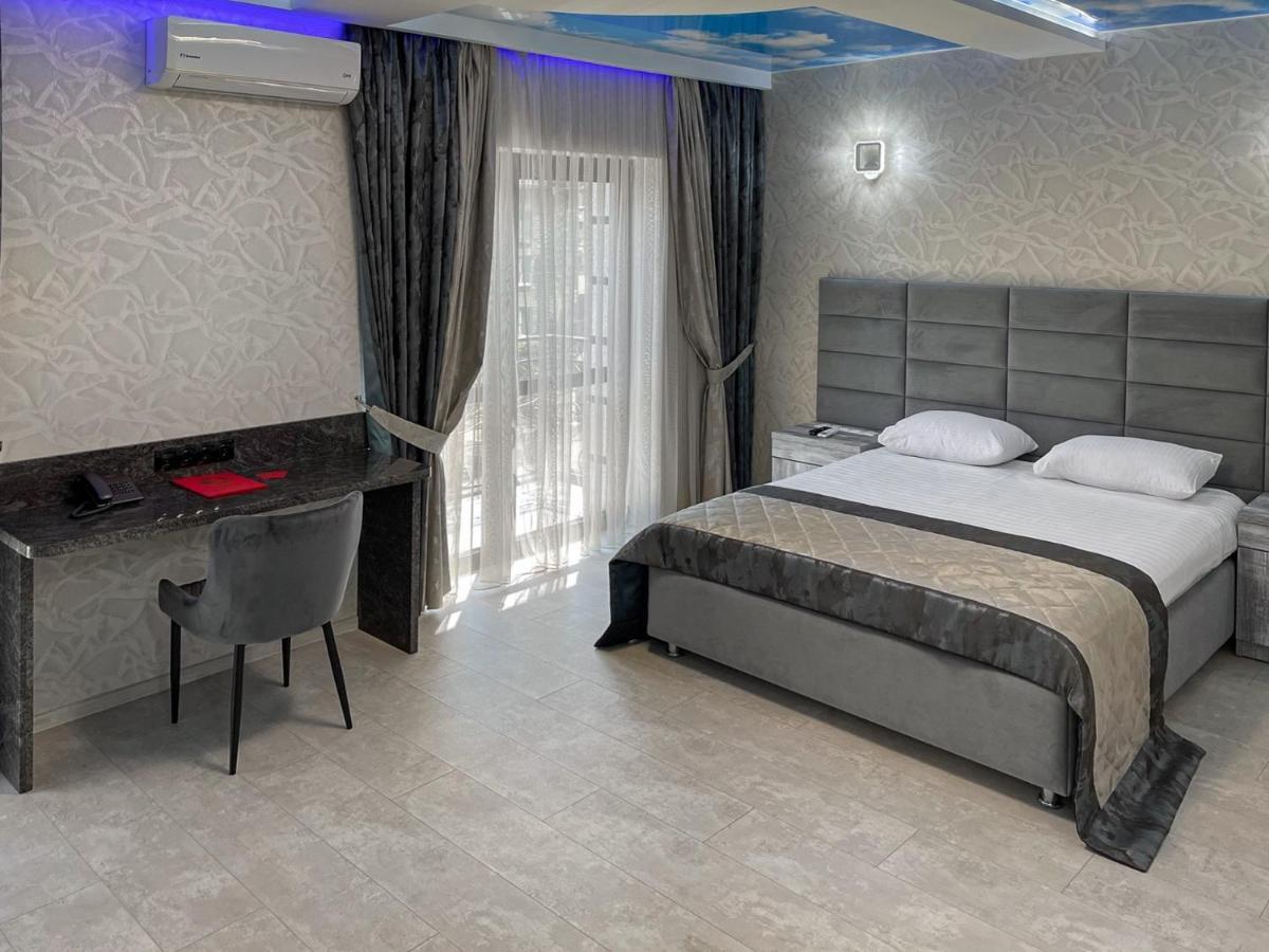 Prestige Apart-Hotel キシナウ エクステリア 写真