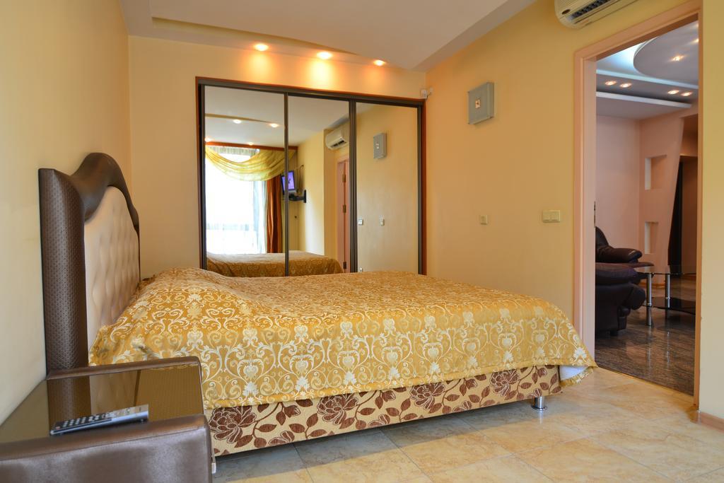 Prestige Apart-Hotel キシナウ エクステリア 写真