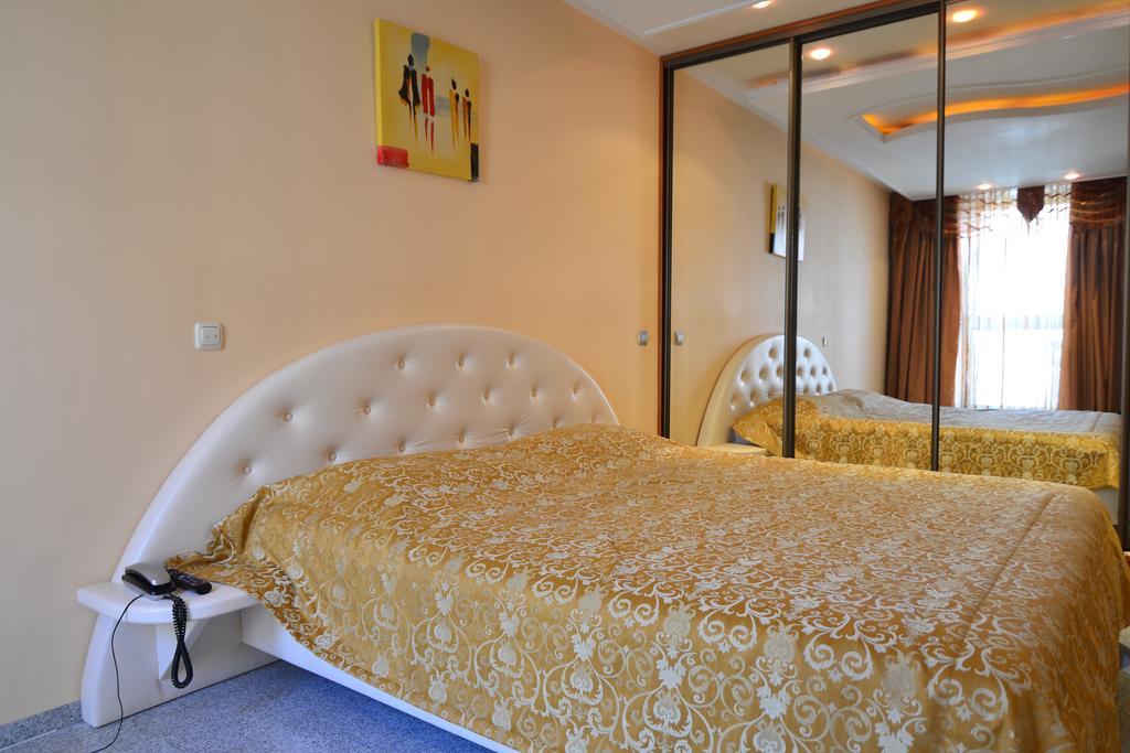 Prestige Apart-Hotel キシナウ エクステリア 写真