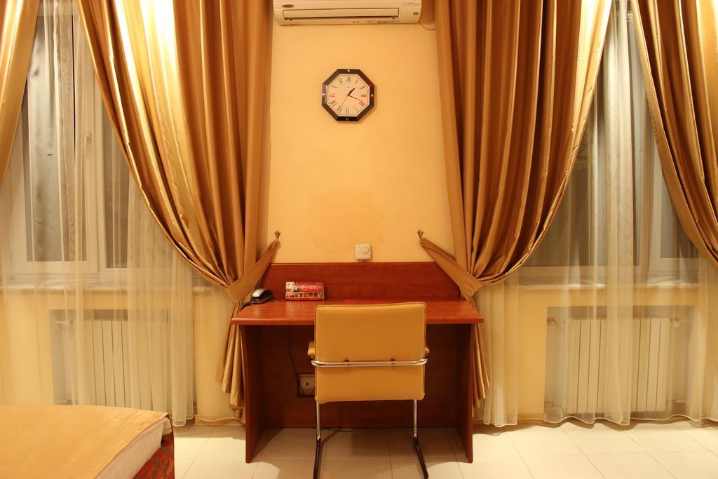 Prestige Apart-Hotel キシナウ エクステリア 写真